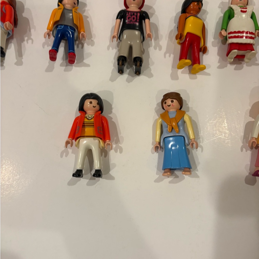 Lot of 19 Adult Women Playmobil - Picture 6 of 11